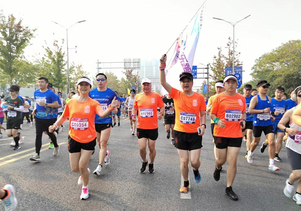 5aa54d18ec3531395f8fd8e3aa47194.jpg