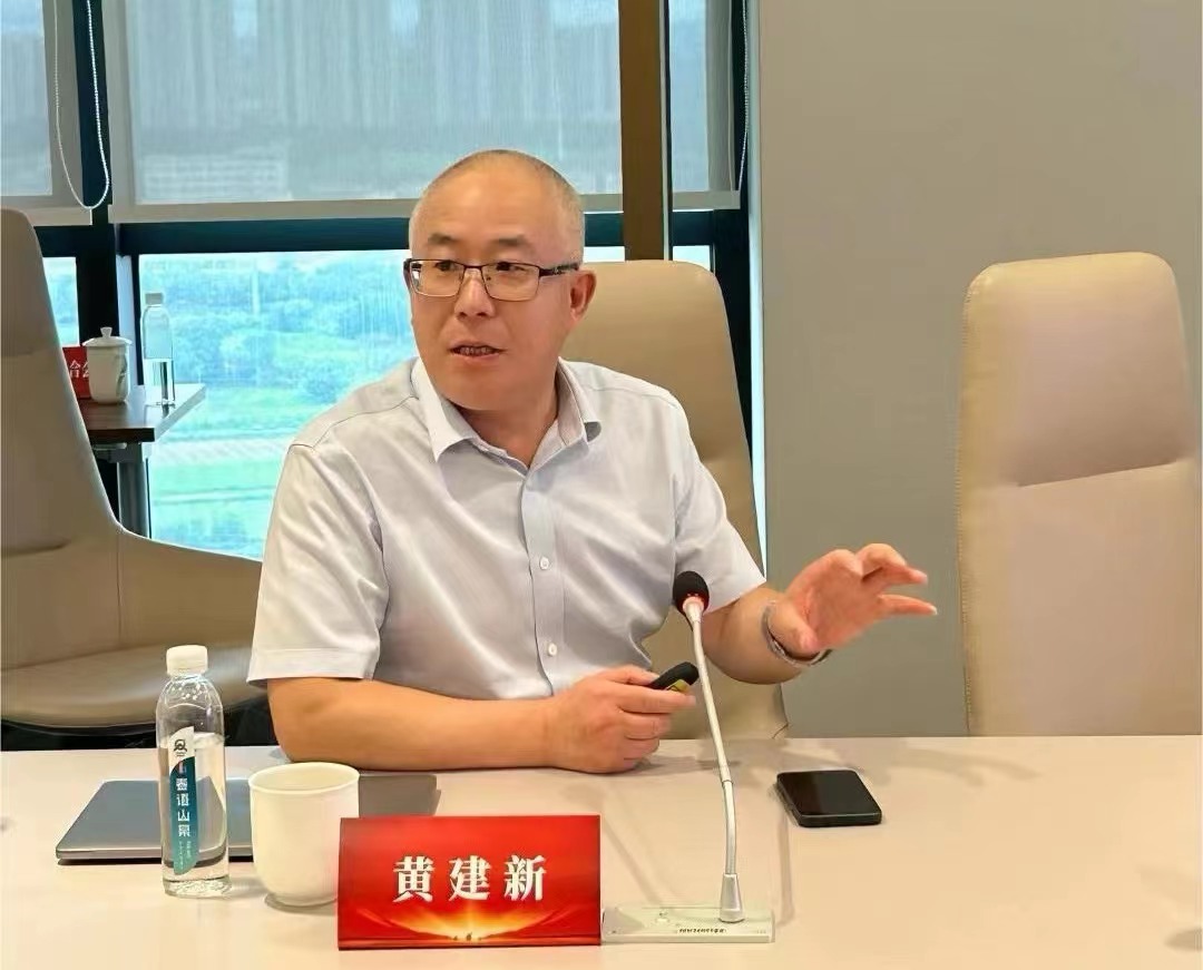 國浩律師（蘇州）事務所管理合伙人、主任黃建新.jpg