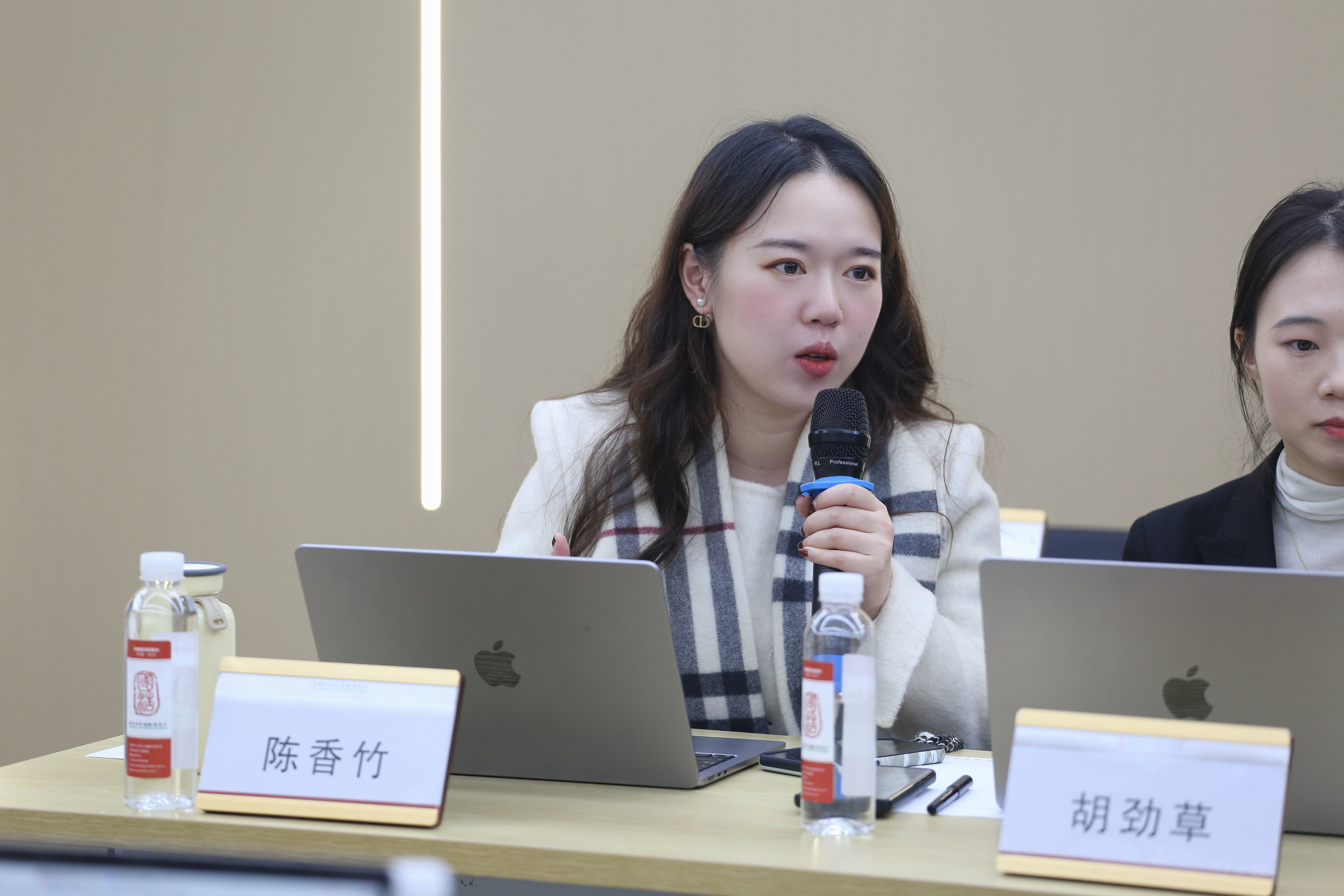 成都辦青工委副主任陳香竹.jpg